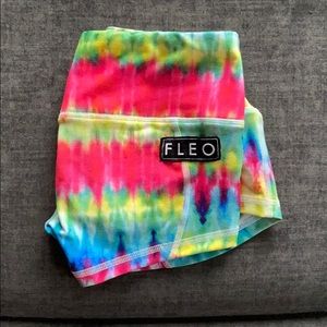 Fleo Shorts